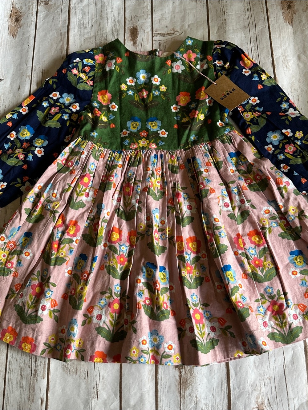 Mini Boden floral dress nwt